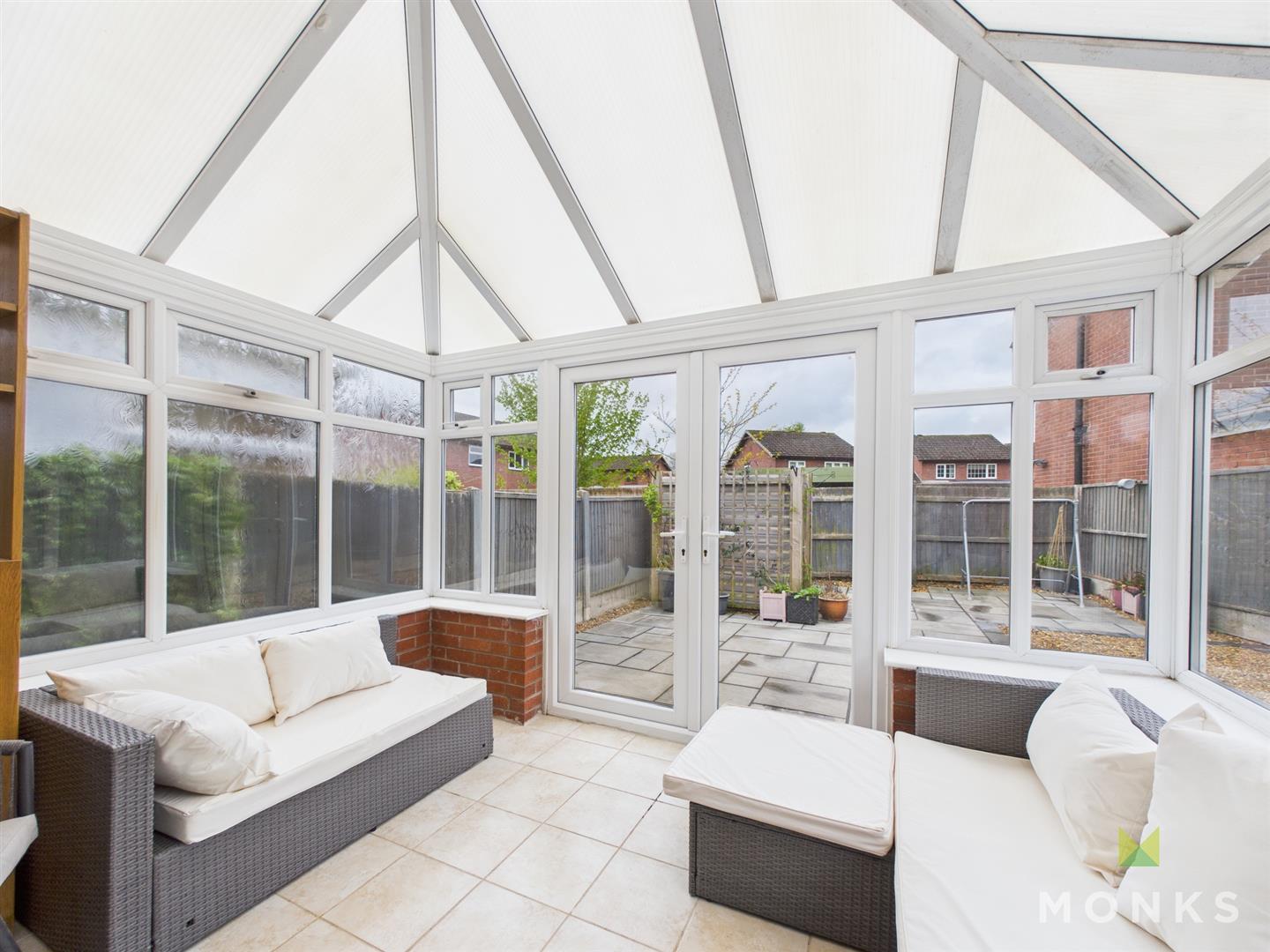 25 Silverdale, Shrewsbury, SY3 5EY SSTC